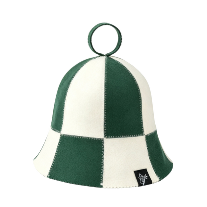 Koala Hats green and natural checkered sauna hat made from 100% Australian merino wool, isolated on a transparent background, designed to regulate head heat, protect hair and scalp, and support longer, more comfortable sauna sessions.
